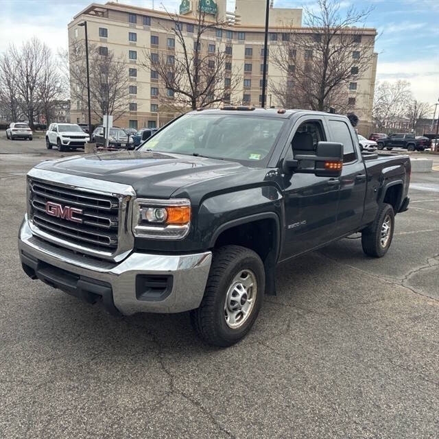 Gray 2019 GMC Sierra 2500HD Double Cab 4WD Pickup Truck Four-Wheel Drive Automatic