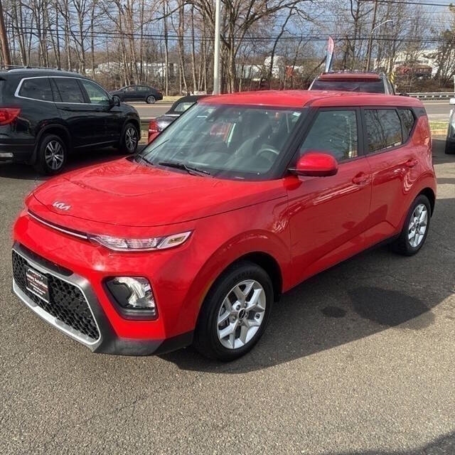 2022 Kia Soul LX FWD