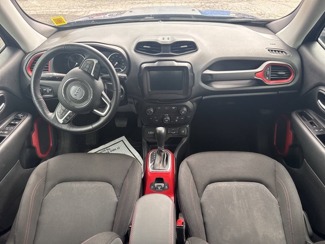 View vehicle photo 5