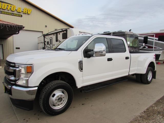 Used 2022 Ford F-350 Super Duty King Ranch with VIN 1FT8W3DN4NEC45712 for sale in Winner, SD