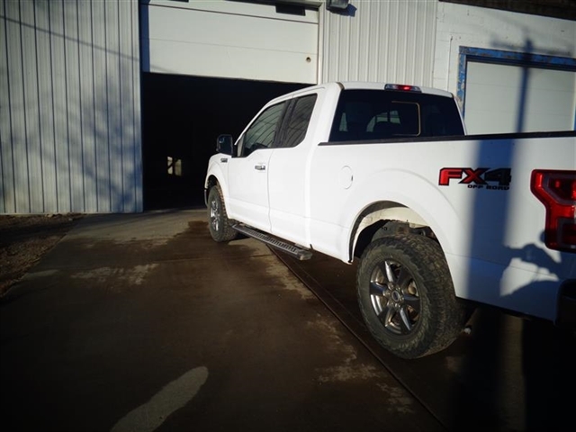 Used 2020 Ford F-150 XLT with VIN 1FTFX1E50LKE43998 for sale in Winner, SD