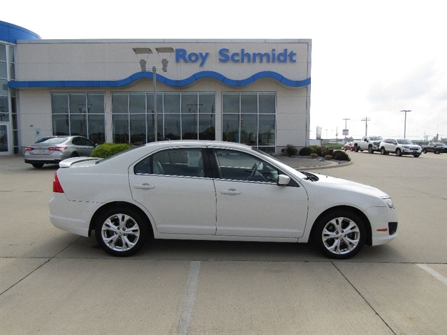 Used 2012 Ford Fusion SE with VIN 3FAHP0HA2CR410871 for sale in Winner, SD