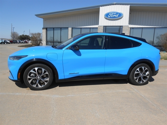 Used 2022 Ford Mustang Mach-E Premium AWD with VIN 3FMTK3SU9NMA45091 for sale in Tyndall, SD