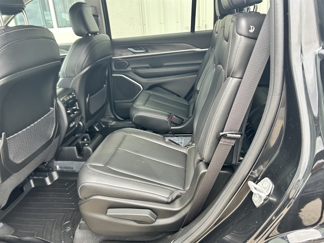 2022 JEEP GRAND CHEROKEE L Limited - Thumbnail 19