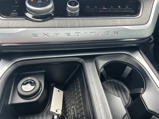 2025 FORD EXPEDITION MAX Platinum - Thumbnail 44