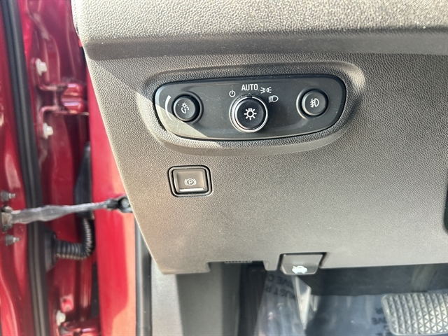 2020 GMC TERRAIN SLT - Thumbnail 24