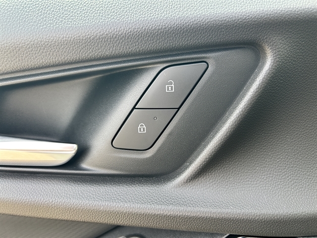 2027 CHEVROLET EQUINOX AWD LT - Thumbnail 23