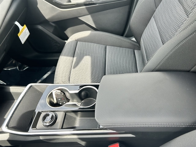 2027 CHEVROLET EQUINOX AWD LT - Thumbnail 37