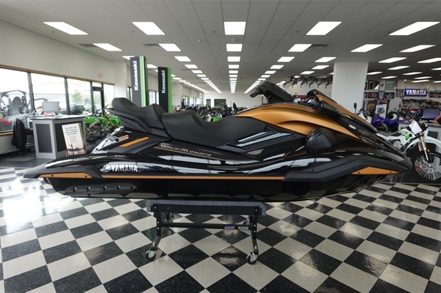 2024 YAMAHA WAVERUNNERS FX® LIMITED SVHO® WITH AUDIO SYSTEM