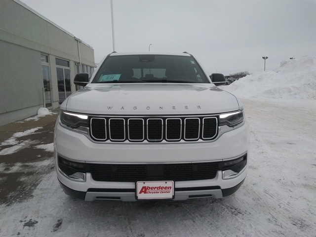 2023 Jeep Wagoneer Series II photo 2