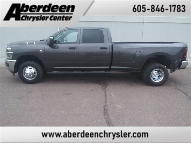 2026 Ram 3500 Tradesman photo 3