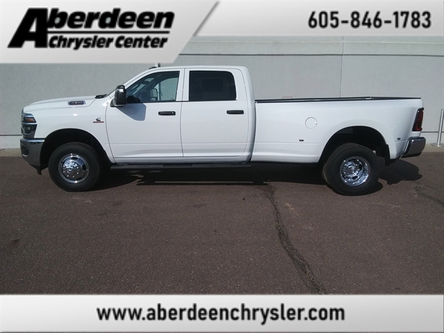2026 Ram 3500 Tradesman photo 4