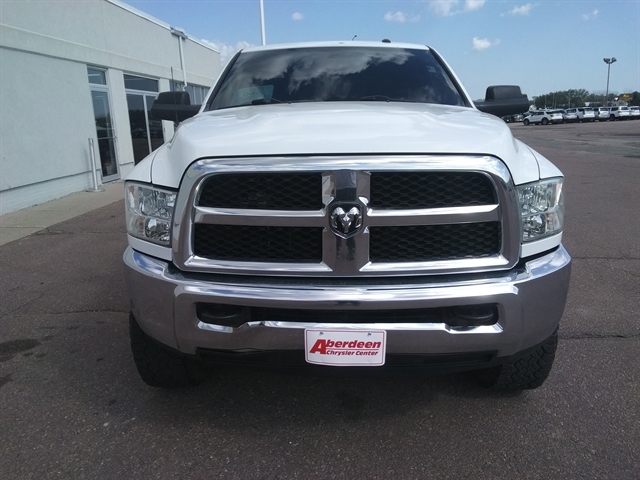 2016 Ram 2500 ST photo 3