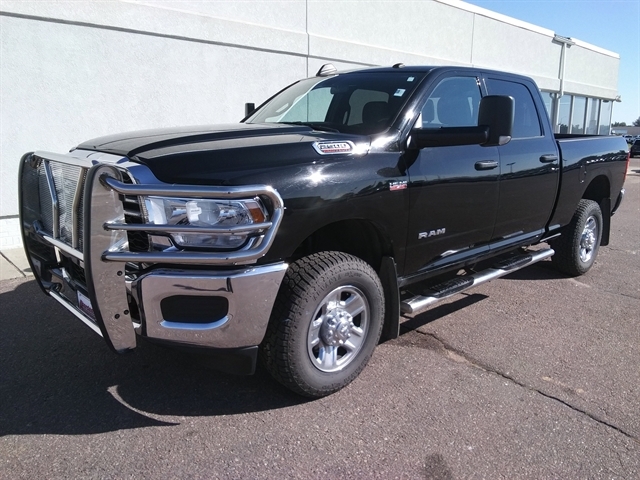 2022 Ram 2500 Tradesman photo 3