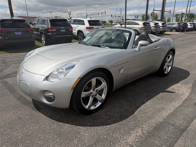Silver 2006 Pontiac Solstice Roadster Convertible Rear-Wheel Drive Automatic