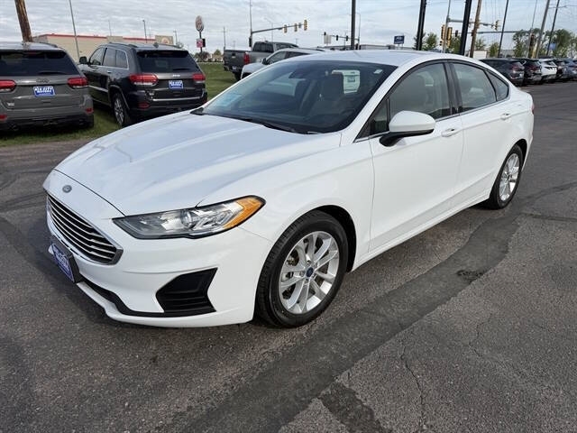 White 2019 Ford Fusion Sedan Front-Wheel Drive Automatic