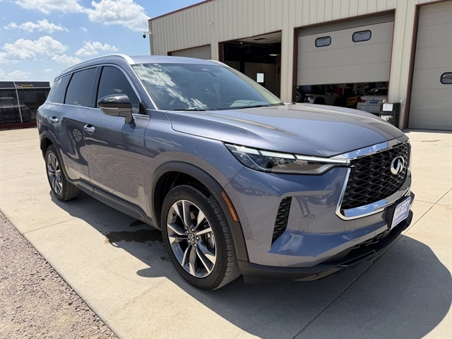  2024 INFINITI QX60 Luxe AWD   