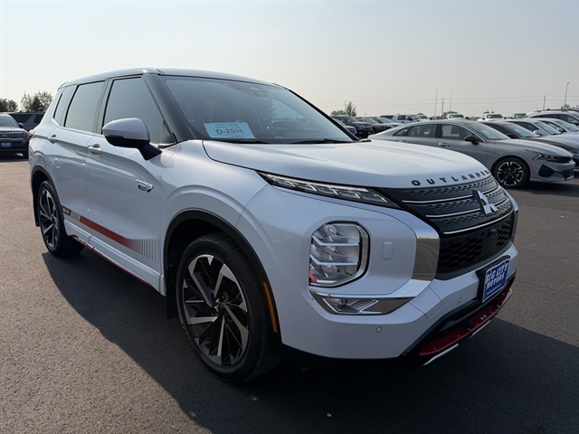 2023 Mitsubishi Outlander Hybrid Plug-in