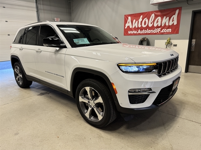 2022 Jeep Grand Cherokee 4xe 4WD