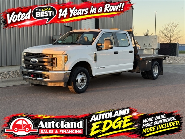 2017 Ford F-350 Super Duty Chassis XL Crew Cab DRW RWD