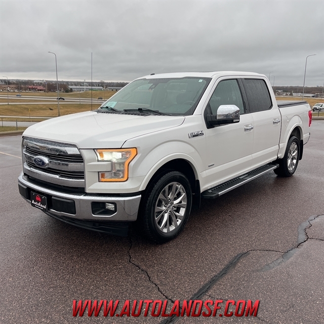 White Platinum 2017 Ford F-150 Lariat SuperCrew Pickup Truck 4X2 Automatic