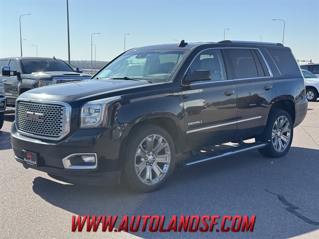 Onyx Black 2016 GMC Yukon Denali 4WD SUV / Crossover Four-Wheel Drive Automatic