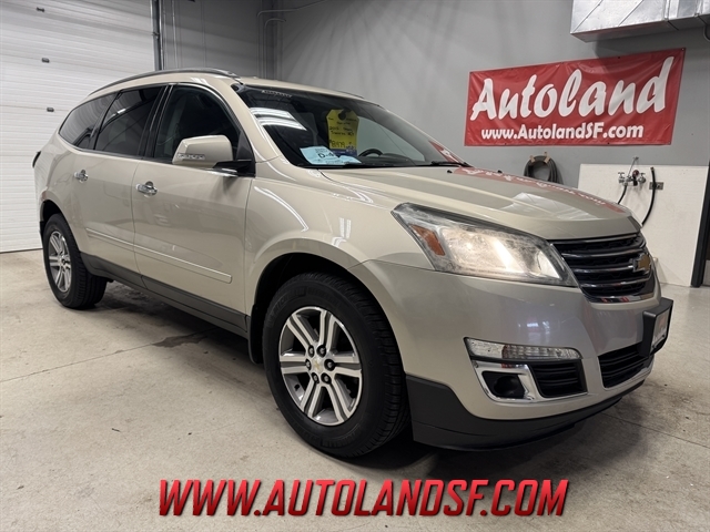 Champagne Silver Metallic 2015 Chevrolet Traverse 2LT AWD SUV / Crossover All-Wheel Drive Automatic