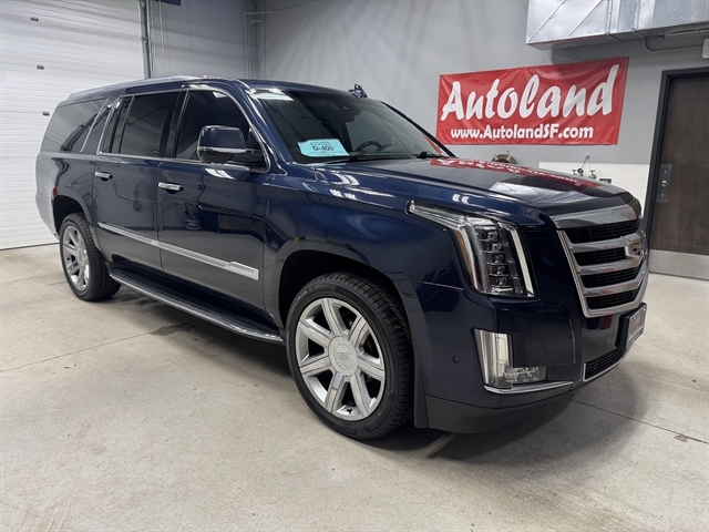 2019 Cadillac Escalade ESV Luxury 4WD