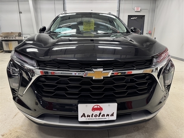 View vehicle photo 2