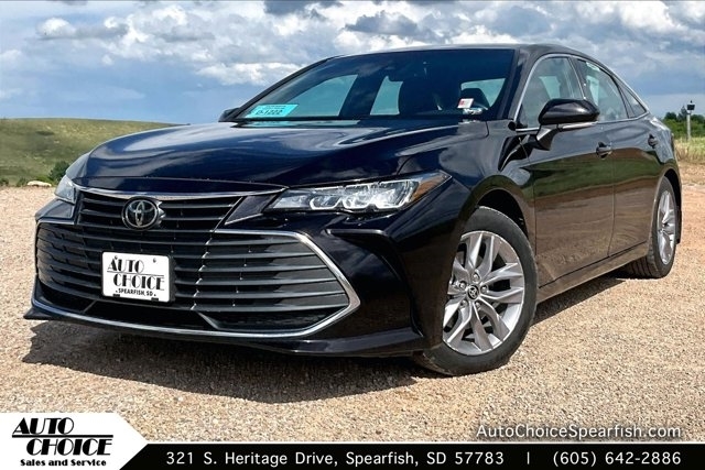 Amber 2021 Toyota Avalon XLE FWD Sedan Front-Wheel Drive Automatic
