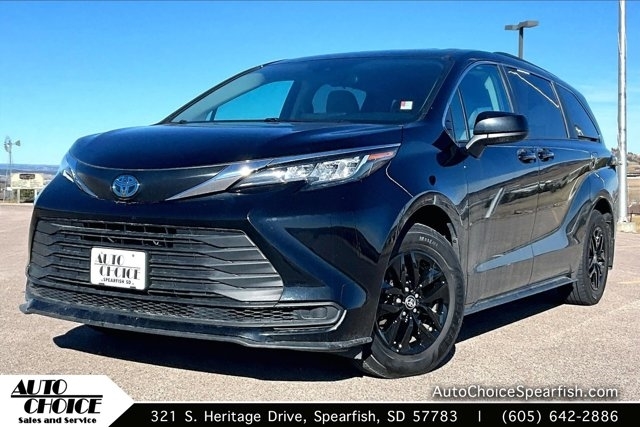 2023 Toyota Sienna LE 8-Passenger AWD