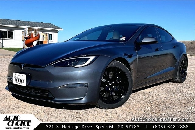Gray 2022 Tesla Model S Sedan All-Wheel Drive Automatic