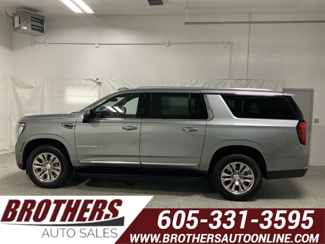  2025 GMC Yukon XL Denali 4WD   