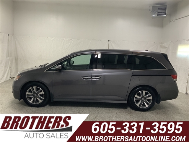 2014 Honda Odyssey Touring FWD