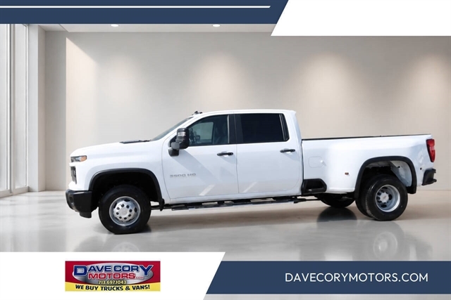 Summit White 2024 Chevrolet Silverado 3500HD Pickup Truck 4X2 Automatic