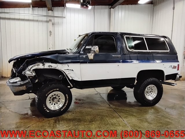 WHITE & BLUE 1989 GMC Jimmy SUV / Crossover Four-Wheel Drive Automatic