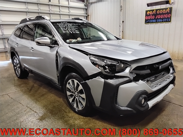  2023 Subaru Outback Touring AWD   