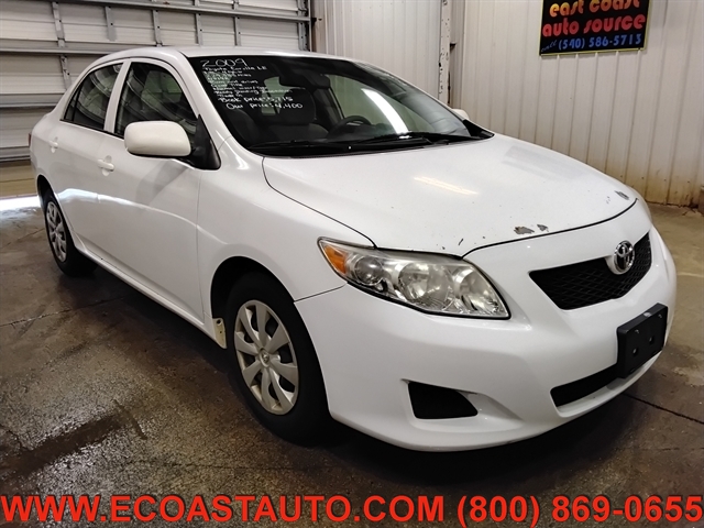 Super White 2009 Toyota Corolla Sedan Front-Wheel Drive Automatic