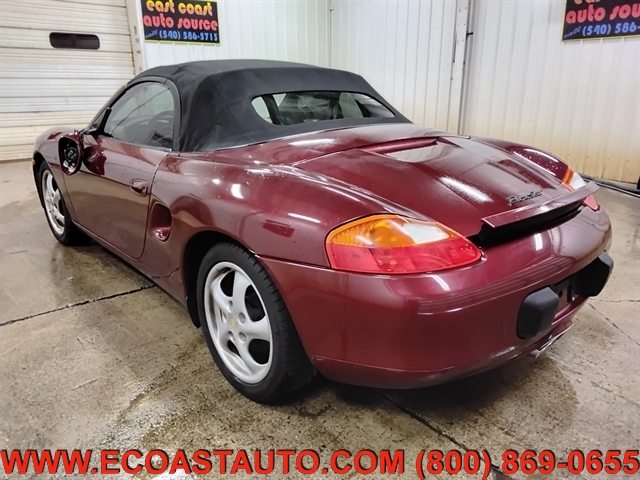 View vehicle photo 6