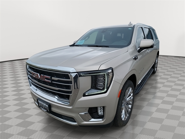  2021 GMC Yukon XL SLT 4WD   
