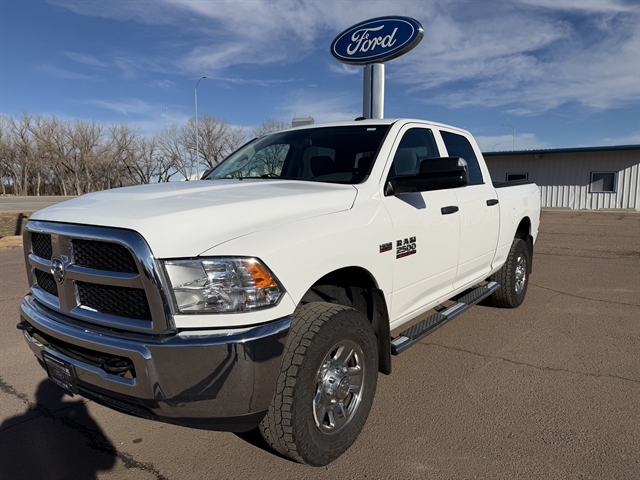 2015 RAM 2500 Tradesman Crew Cab 4WD