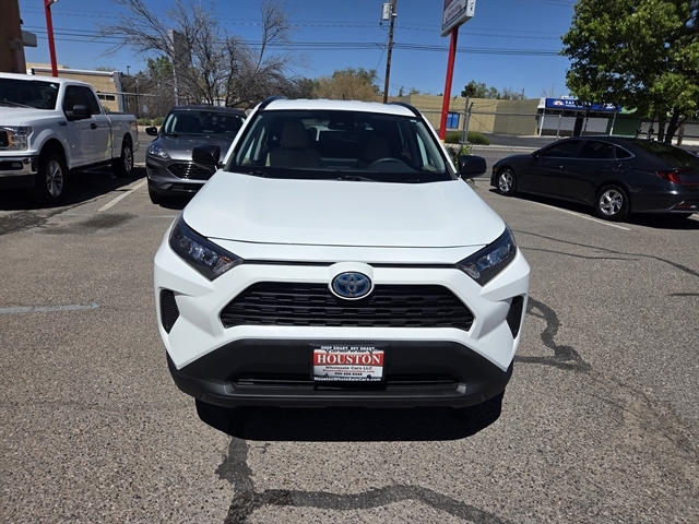 View vehicle photo 4