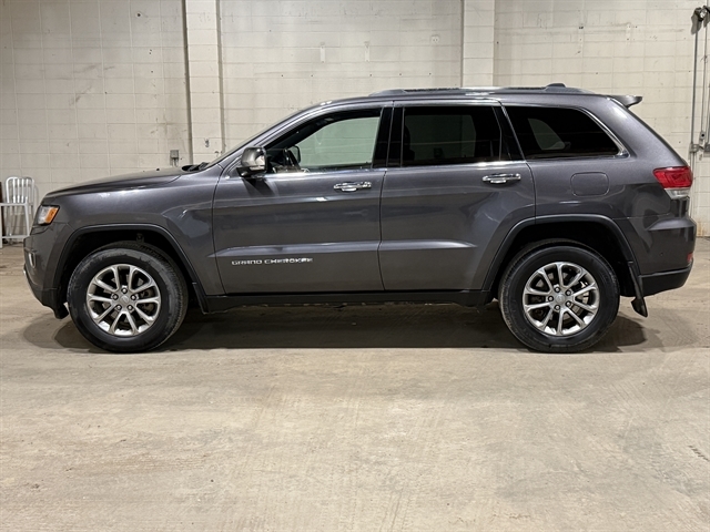 View vehicle photo 2