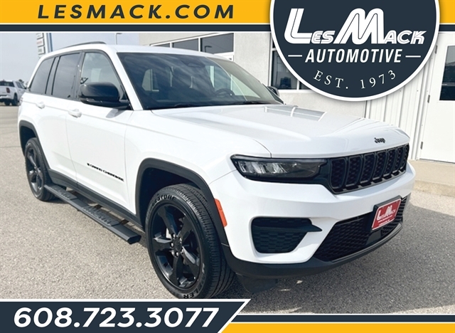 2023 Jeep Grand Cherokee Altitude 4WD