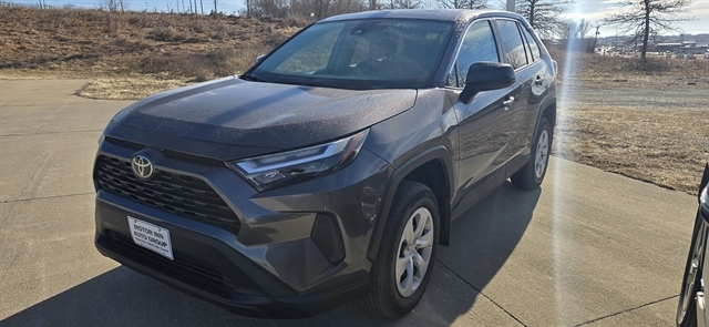 2024 Toyota RAV4 LE FWD