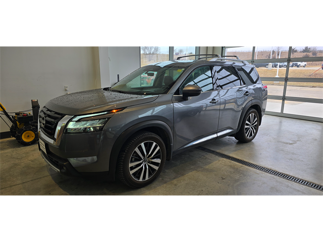 2024 Nissan Pathfinder Platinum 4WD