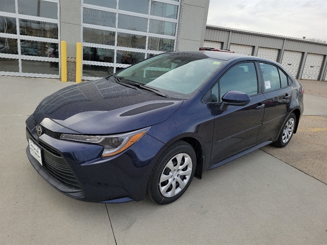 2026 Toyota Corolla LE FWD