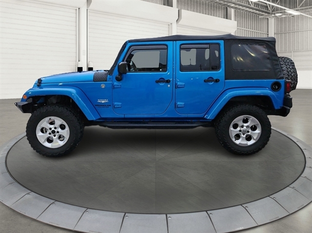 2015 Jeep Wrangler Unlimited Sahara 4WD