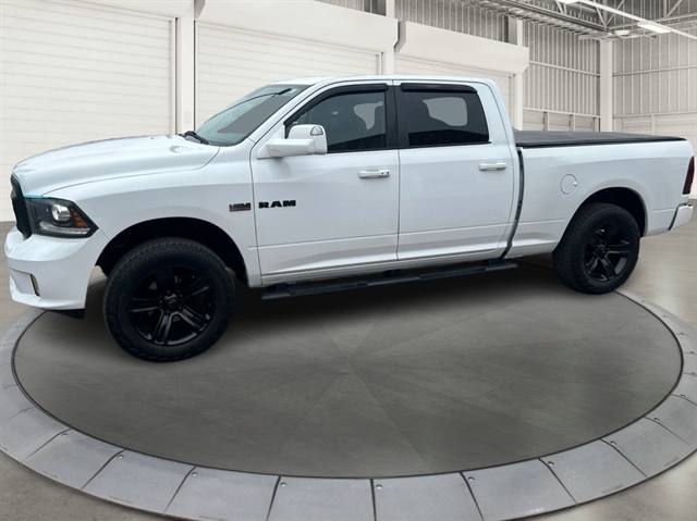 Bright White Clearcoat 2014 RAM 1500 Sport Crew Cab 4WD Pickup Truck Four-Wheel Drive