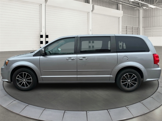  2017 Dodge Grand Caravan SE FWD   